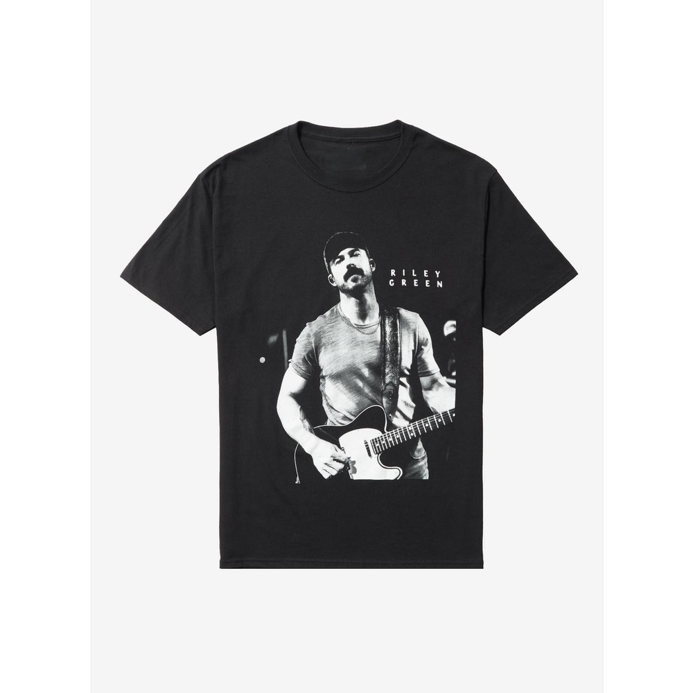 Riley Green Guitar Portrait T-Shirt